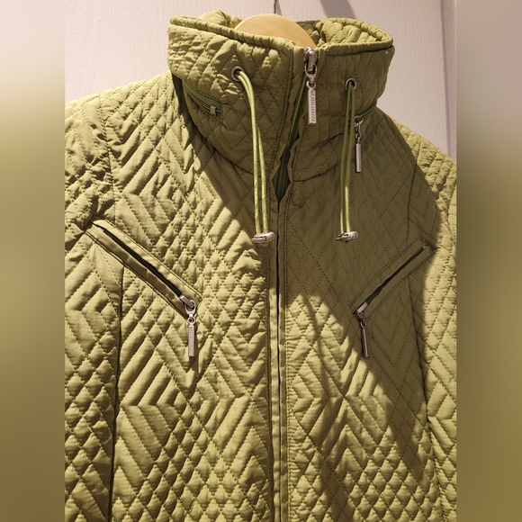 Weatherproof Garment Company Jackets & Blazers - Quilted Lime Green Jacket by Weatherproof  Garment Company EUC